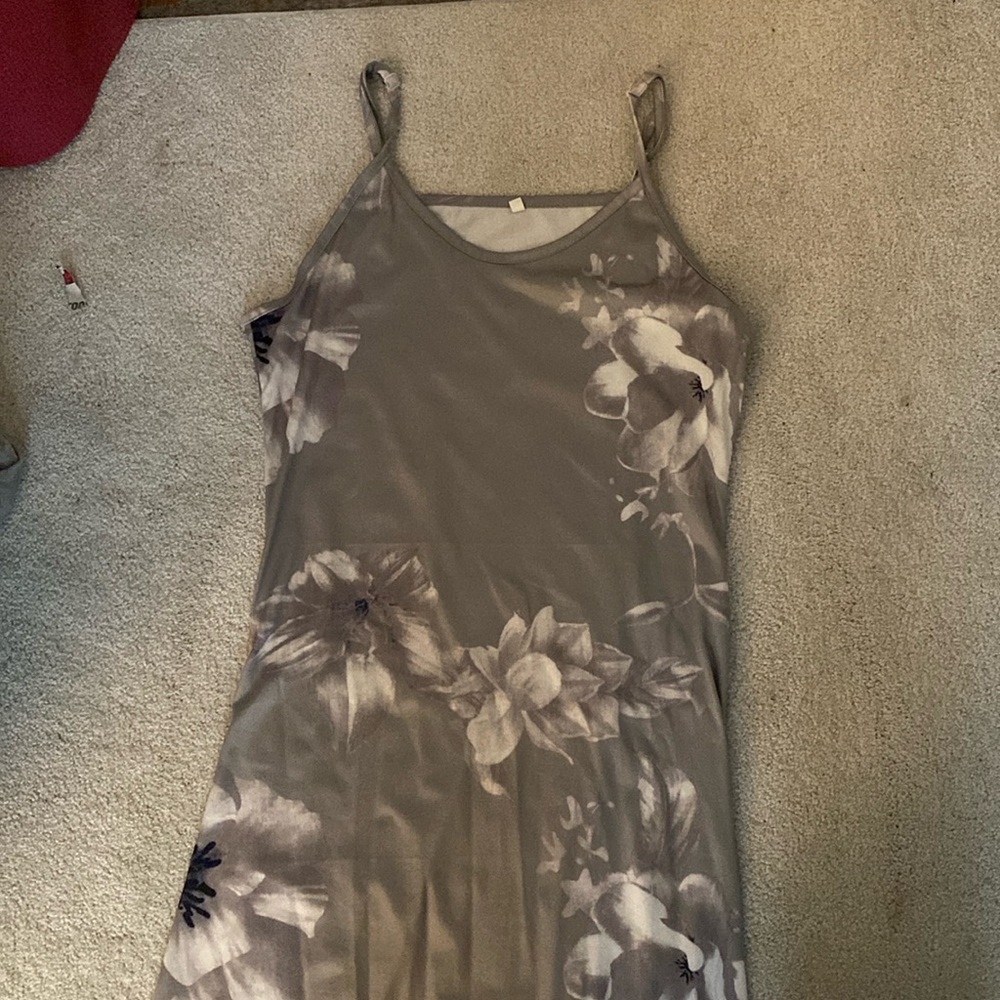floral maxi dress